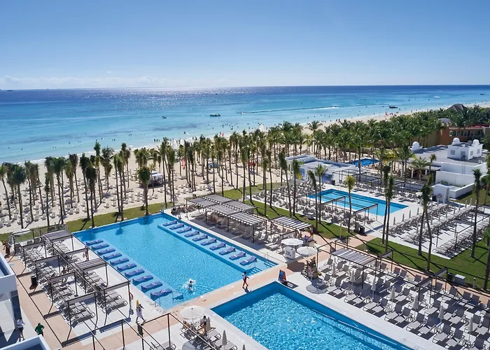 Hotel Jacuzzi: Hotel Riu Palace Riviera Maya